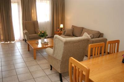 фото отеля Jakaranda Lodge