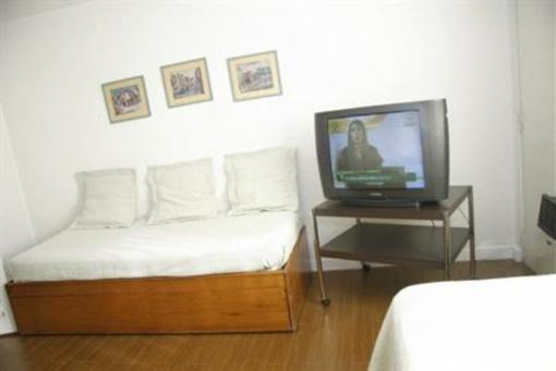 фото отеля Plaza Italia Bed & Breakfast Mendoza