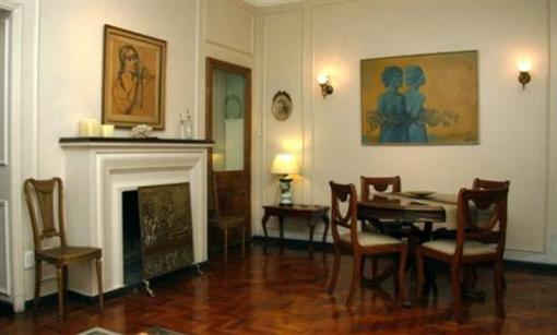фото отеля Plaza Italia Bed & Breakfast Mendoza