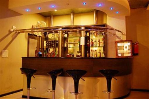 фото отеля Royal Empire Hotel Jaipur