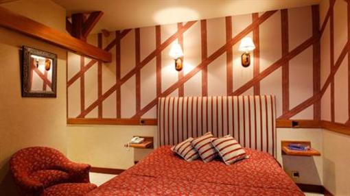фото отеля Le Medicis Hotel