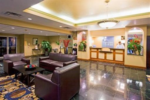 фото отеля Holiday Inn Express Wesley Chapel