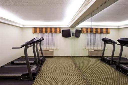 фото отеля Holiday Inn Express Wesley Chapel