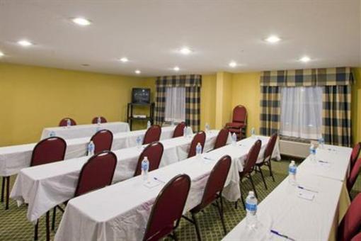 фото отеля Holiday Inn Express Wesley Chapel