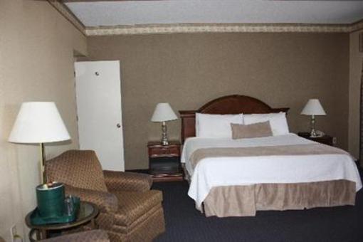 фото отеля Eastland Park Hotel