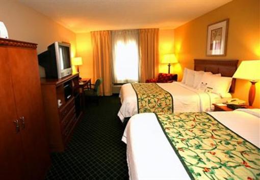 фото отеля Fairfield Inn Liberty