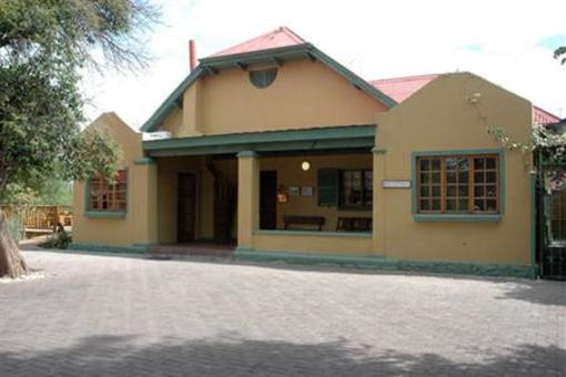 фото отеля Riverside Lodge