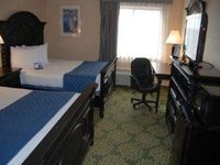Baymont Inn Flint