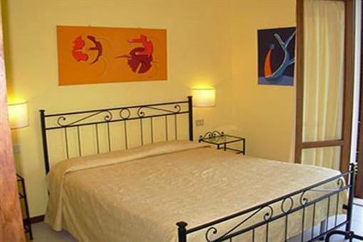 фото отеля Il Caminetto Hotel Portoferraio