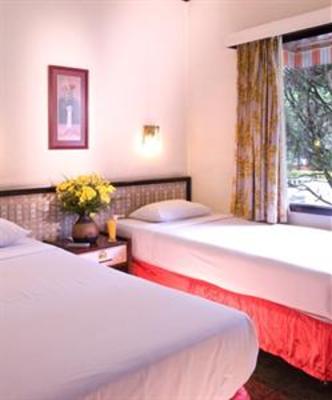 фото отеля Hotel Bukit Indah