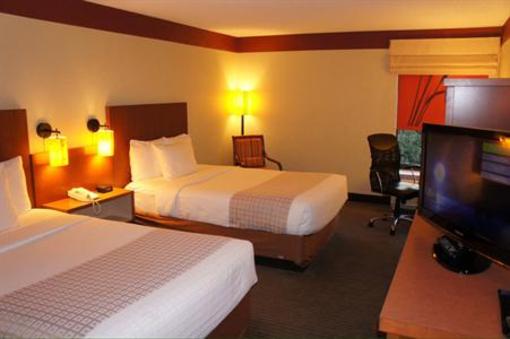 фото отеля La Quinta Inn Charlotte Airport North