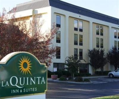 фото отеля La Quinta Inn Charlotte Airport North