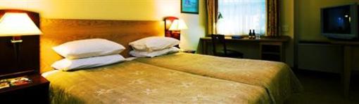 фото отеля StayEasy Century City