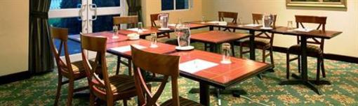 фото отеля StayEasy Century City