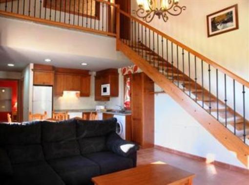 фото отеля Apartamentos Casas Pirineo