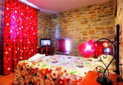 фото отеля Apartamentos Casas Pirineo