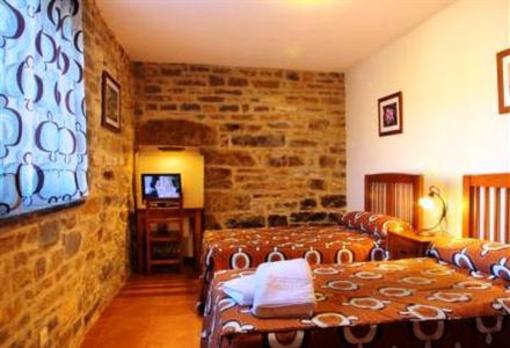 фото отеля Apartamentos Casas Pirineo