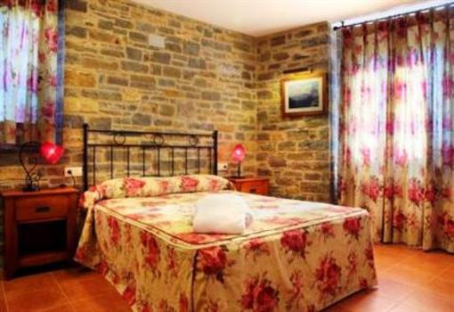 фото отеля Apartamentos Casas Pirineo