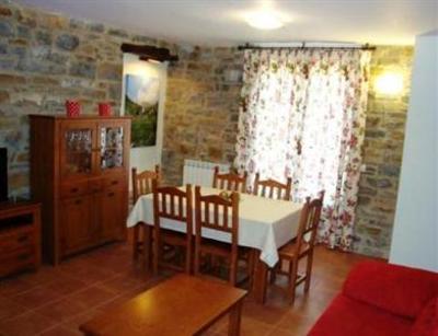 фото отеля Apartamentos Casas Pirineo