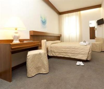 фото отеля Hotel Centrale Torbole