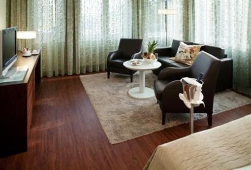 фото отеля Hotel Haus am Meer Bad Zwischenahn