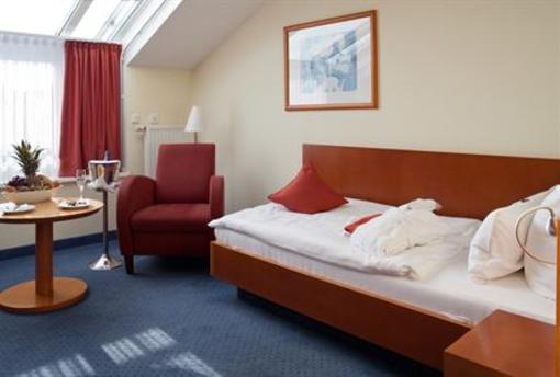 фото отеля Hotel Haus am Meer Bad Zwischenahn