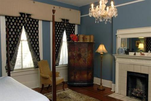 фото отеля Foley House Inn