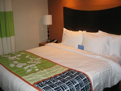 фото отеля Fairfield Inn & Suites Pittsburgh New Stanton