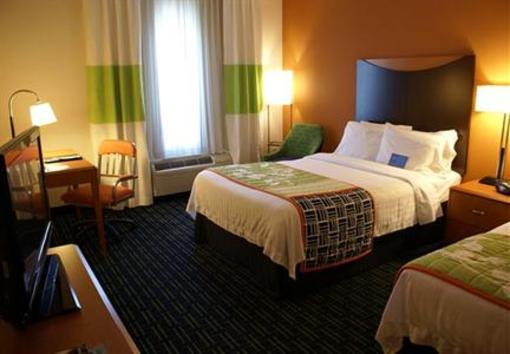 фото отеля Fairfield Inn & Suites Pittsburgh New Stanton