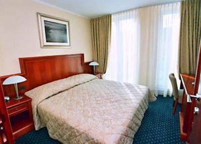 фото отеля Hotel Savus