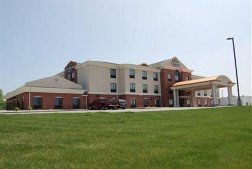 фото отеля Holiday Inn Express Hotel & Suites Concordia US 81