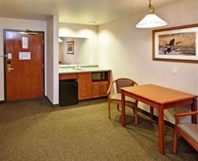 фото отеля Holiday Inn Express Hotel & Suites Aberdeen (South Dakota)