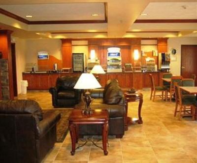 фото отеля Holiday Inn Express Hotel & Suites Aberdeen (South Dakota)