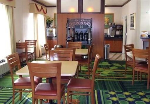 фото отеля Fairfield Inn Tulsa Central