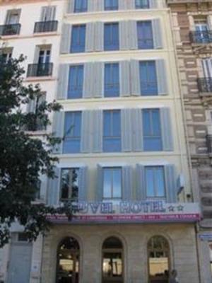 фото отеля Au Nouvel Hotel