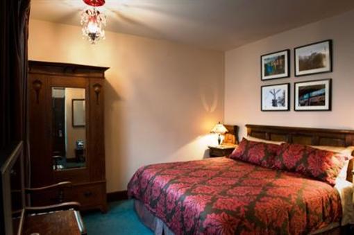 фото отеля Sleep Over Sauce Hotel San Francisco
