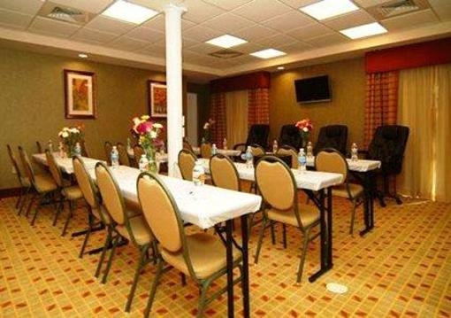 фото отеля Comfort Suites El Paso