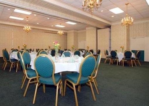 фото отеля Quality Inn & Suites Kingston