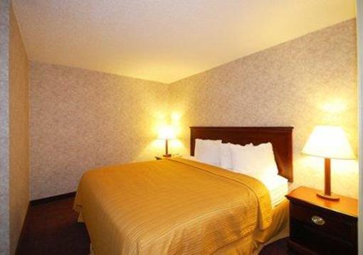 фото отеля Quality Inn & Suites Kingston