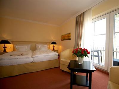фото отеля Strandhotel Fontana Timmendorfer Strand