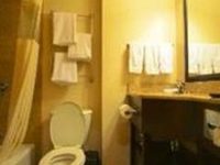 La Quinta Inn & Suites JFK Airport