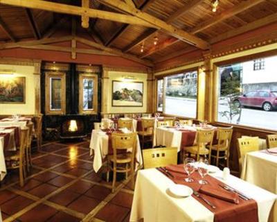 фото отеля Hostal Del Bosque Apart Hotel