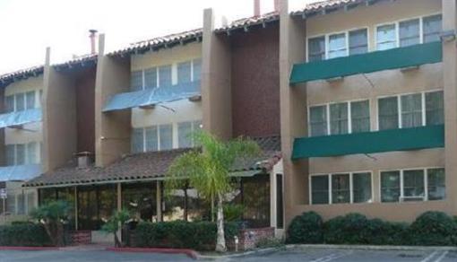 фото отеля Baymont Inn & Suites Camarillo