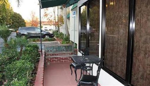 фото отеля Baymont Inn & Suites Camarillo