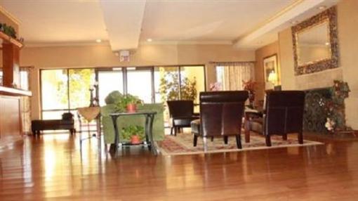 фото отеля Baymont Inn & Suites Camarillo