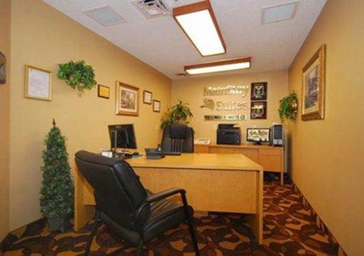 фото отеля MainStay Suites Chattanooga