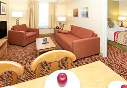 фото отеля TownePlace Suites Ontario Airport