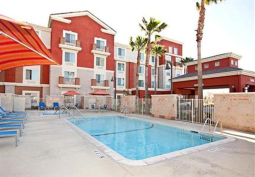 фото отеля TownePlace Suites Ontario Airport