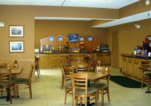 фото отеля Holiday Inn Express North Huntingdon