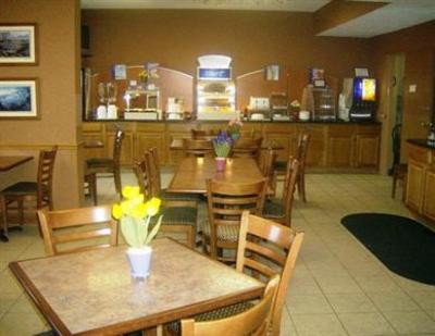 фото отеля Holiday Inn Express North Huntingdon